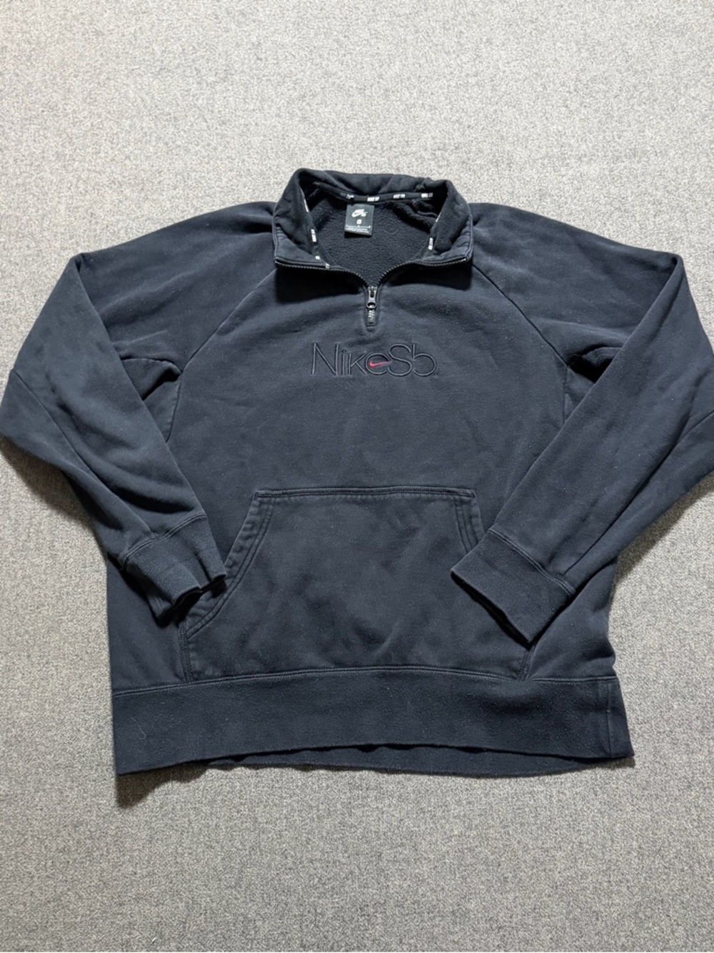 Nike SB Black Quarter-Zip Pullover Sweatshirt Men’s M Embroidered